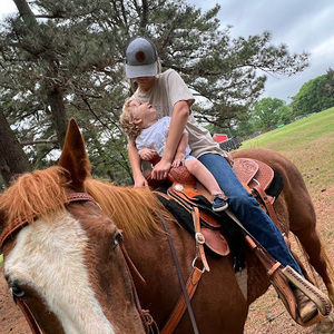 Meet your Posher, Emma